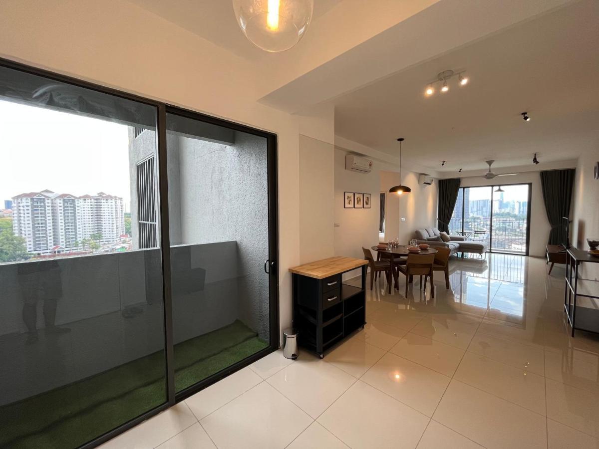 Ekocheras Residences By White Forest Suites Kuala Lumpur Exterior photo